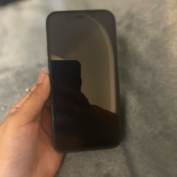 Iphone Blue 64gb T-mobile - Picture 5 of 6